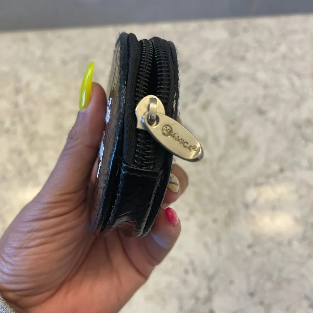 round coin‎ holder